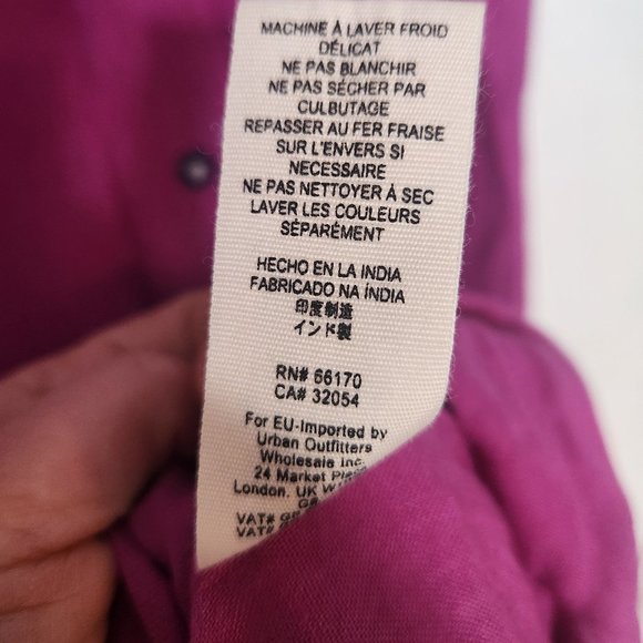 Embroidered swing dress - Picture 4 of 10